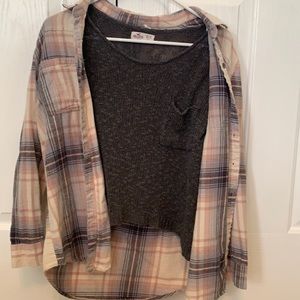 Light sweater with a flannel